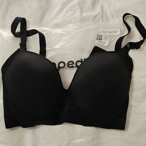Shapedly Lot Of 2 Bras Size 40